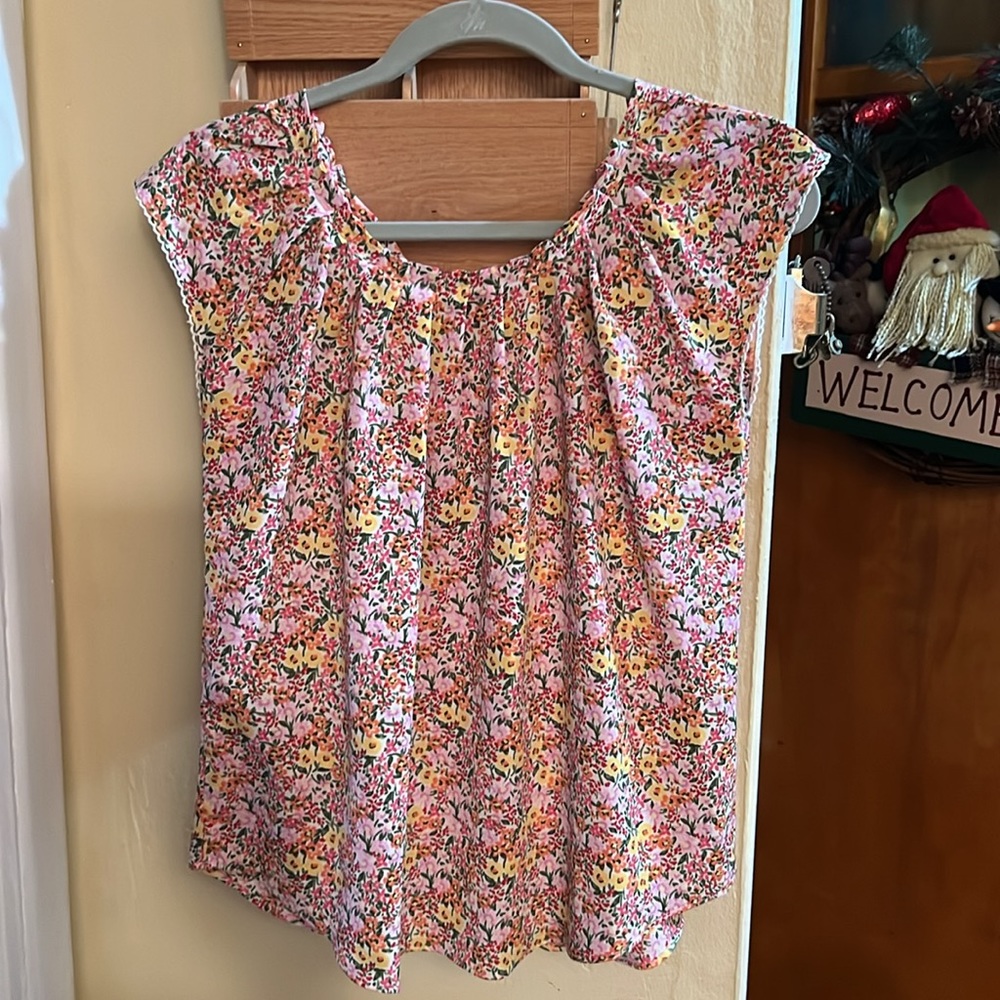 LC LAUREN CONRAD ladies top